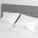 Modern And Comfy Apartment Near To Historical Downtown