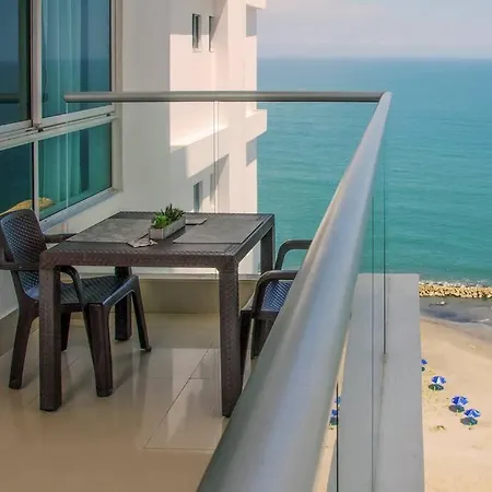 Modern And Comfy Near To Historical Downtown